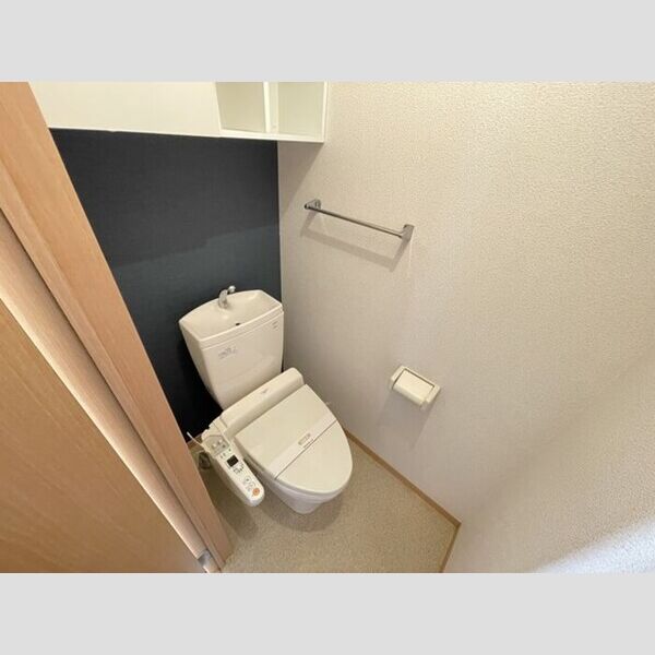 スプリング・K202号室 トイレ　温水洗浄暖房便座