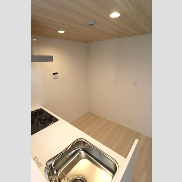 セレスティア瑞江Ⅰ303号室 冷蔵庫置場