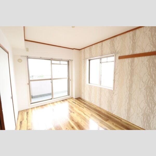 フジヴェール法蓮寺山409号室 洋室