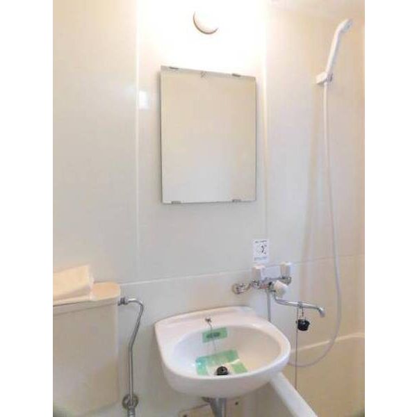 ジュネパレスシオン0101号室 洗面