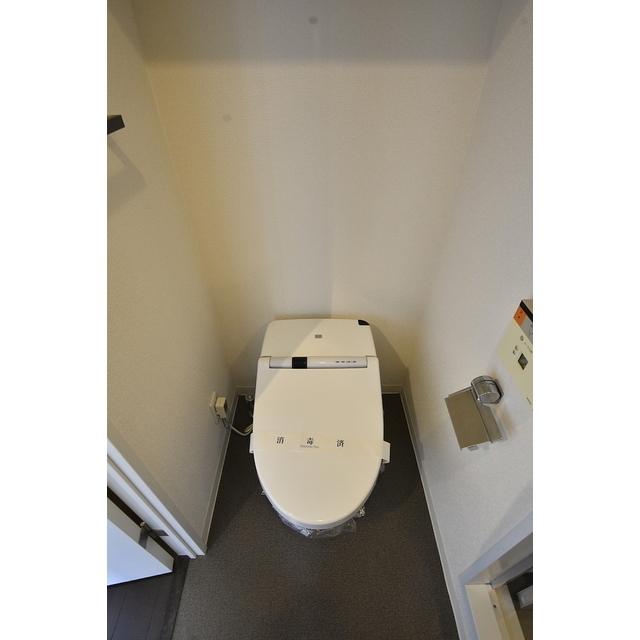 ラグジュアリーアパートメント白金5階 トイレ