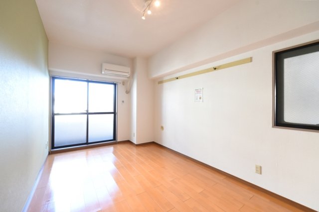 サンパレス目黒7階 同建物別部屋の参考画像