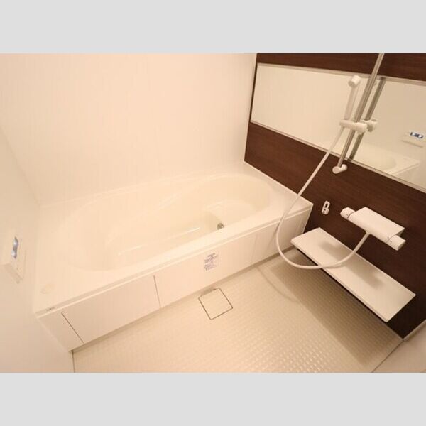 WEST COURT 楓 浴室