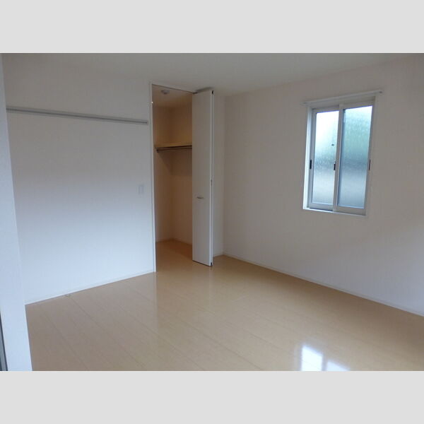 リビングタウン鍵山　C201号室 洋室