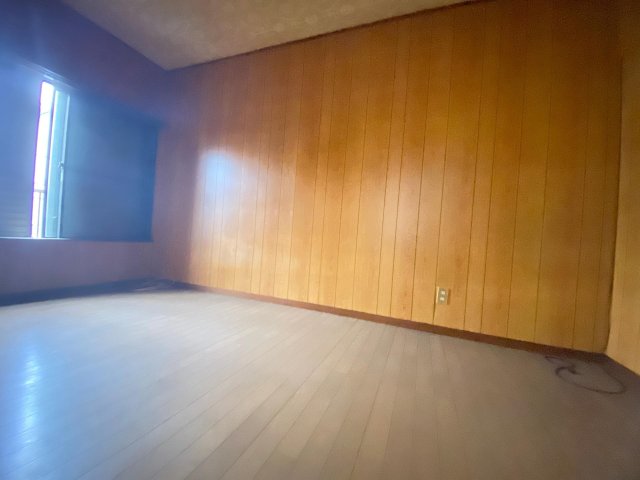 弓座アパート 内観