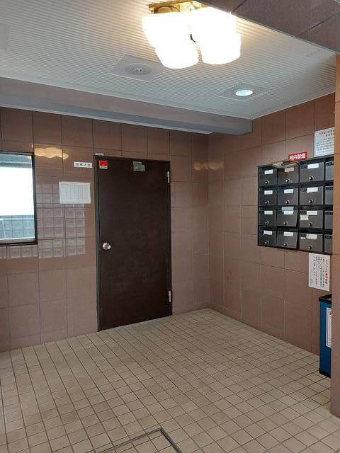 スカイコート西荻窪1階 建物の内部です