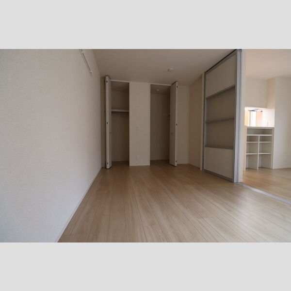 ソレイユ梶山101号室 収納