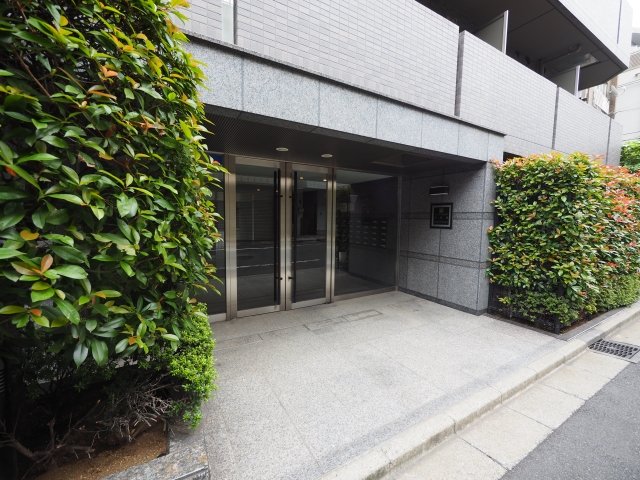 ルーブル小石川弐番館304号室 エントランス