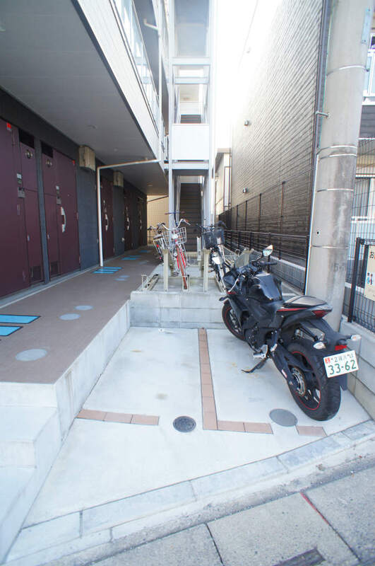 リブリ・Espoir 壱番館 エントランス