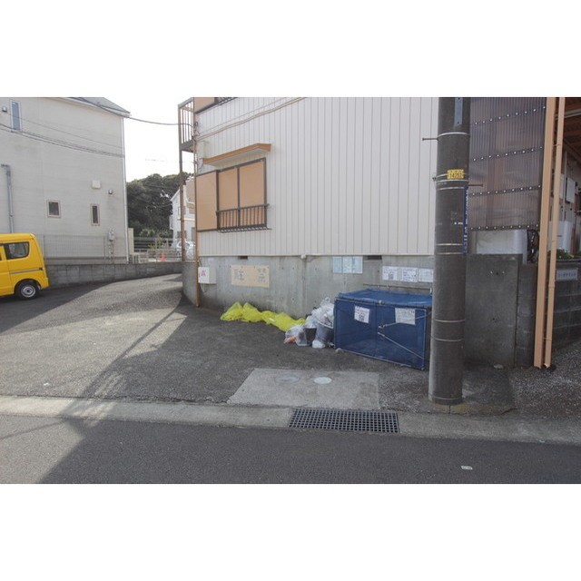 コーポヤマシタ106号室 駐車場