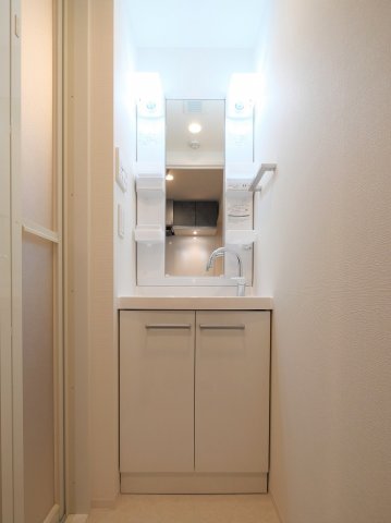 クレヴィスタ横浜大口4階 内観