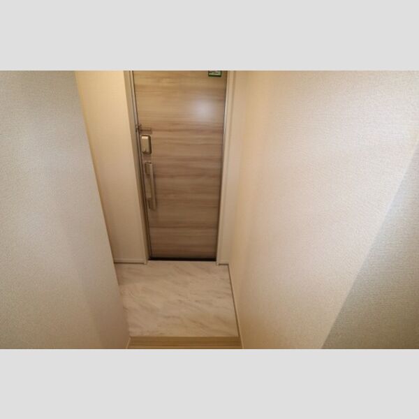 セレスティア大島303号室 玄関