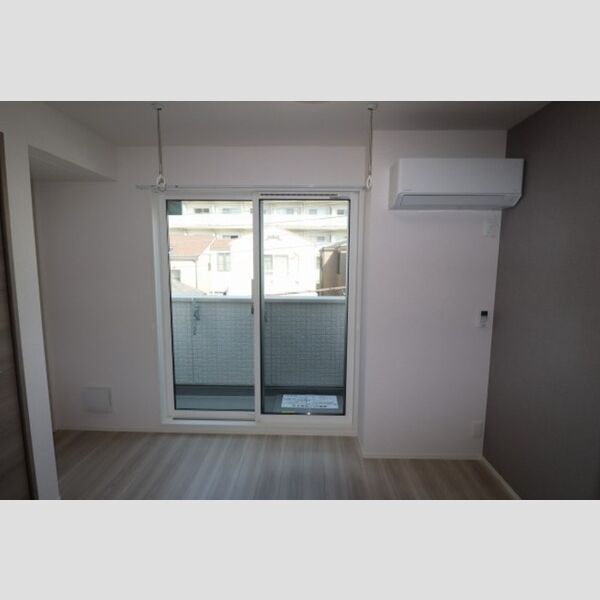 セレスティア大島301号室 洋室