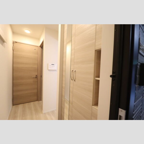 TORISIA YH105号室 シューズボックス