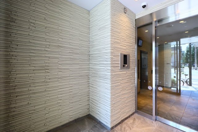 ＤｅＬＣＣＳ白山5階 エントランス