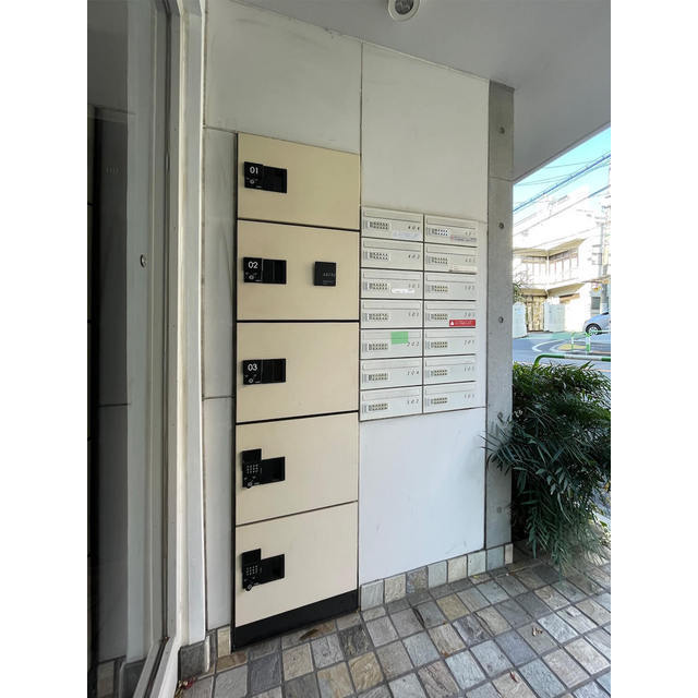 ＡＬＥＲＯ後楽園0202号室 メールBOX・宅配ボックス