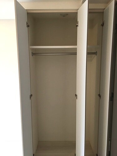 ＫＤＡ　ＧＯＴＥＮＹＡＭＡ7階 クロゼット　※2019年7月撮影