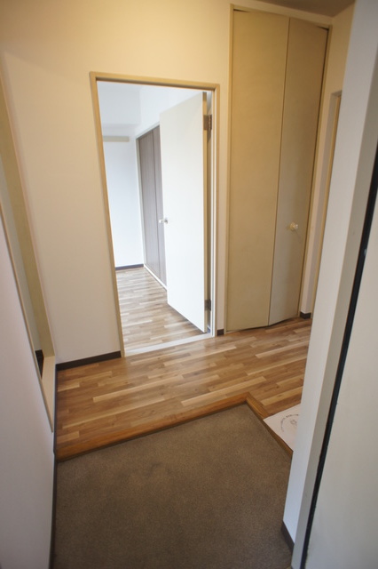 クレール和光 玄関