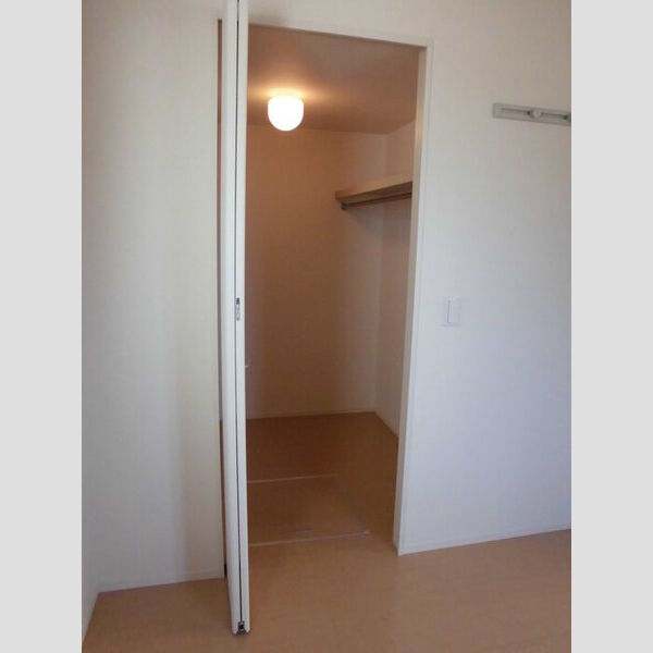 グレイン・ムーン ウォークインクローゼット