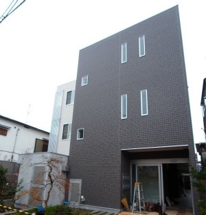 サンローヤル2階 外観