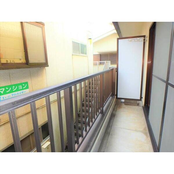 昭花園ビル バルコニー