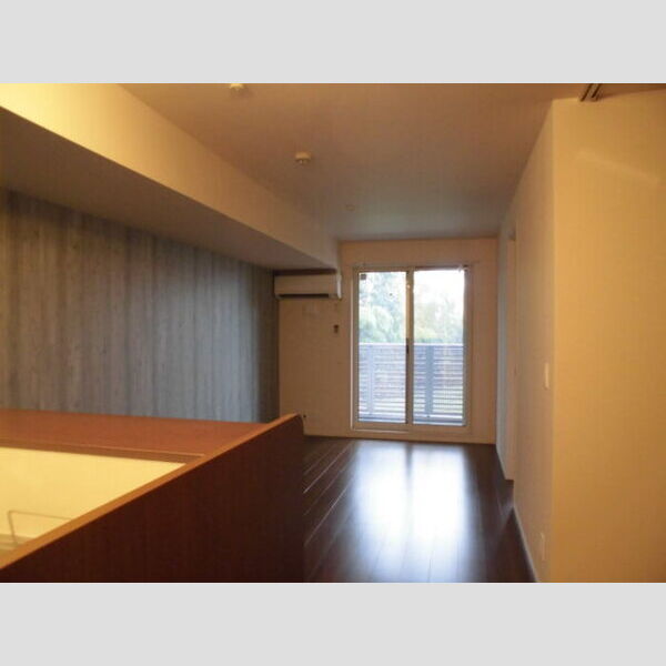 ウエスト レジデンス リビング