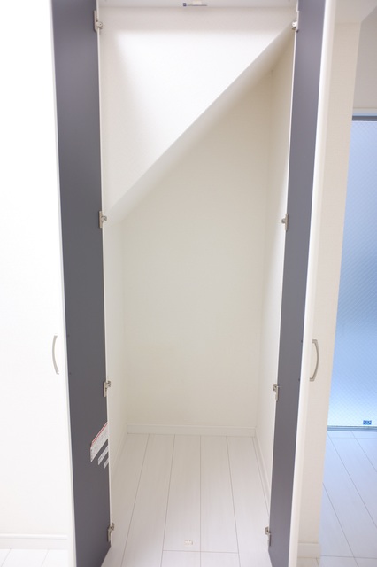 ハウス＆パーク四谷若葉0106号室 収納