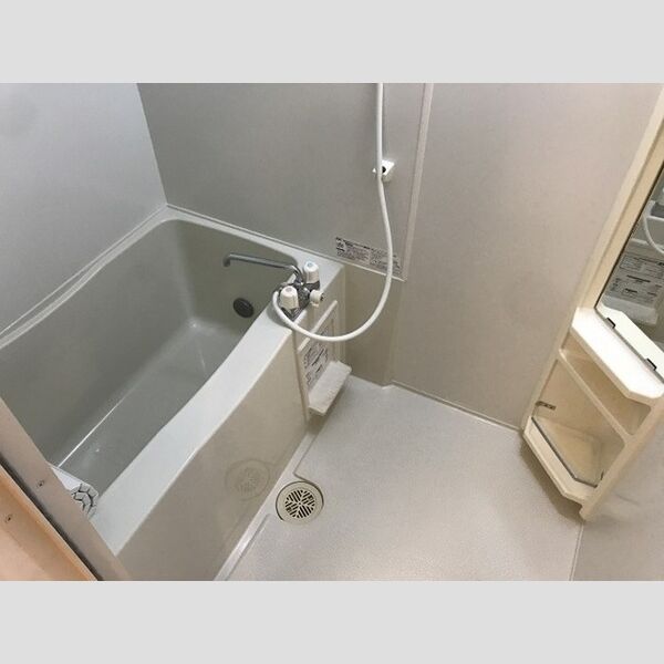 シャルマン・ドミール202号室 ユニットバス