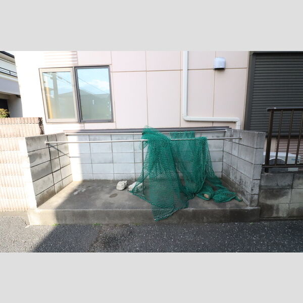 サンピア町田 敷地内ゴミ置き場