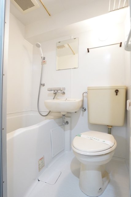 横浜平沼ダイカンプラザ三号館4階 お風呂