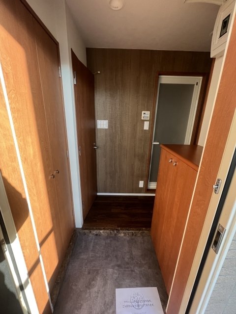 レガリアレジデンス早稲田イクス 玄関