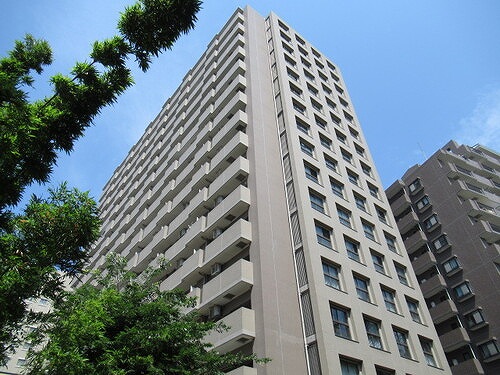 ライオンズヴィアーレ大宮の外観画像