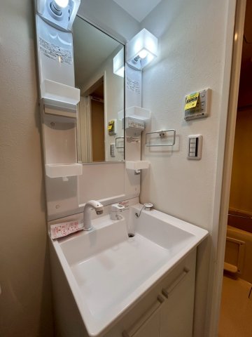 ホワイトキューブ若宮 洗面