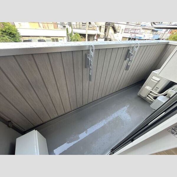 セレスティア加賀 201号室　バルコニー