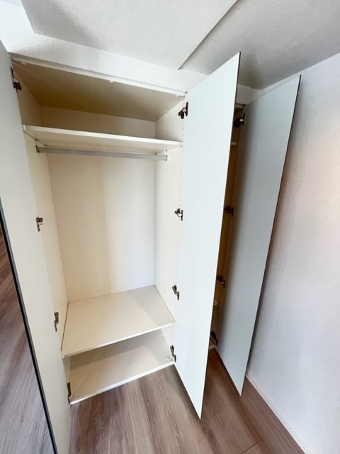 ドゥーエ日暮里8階 収納