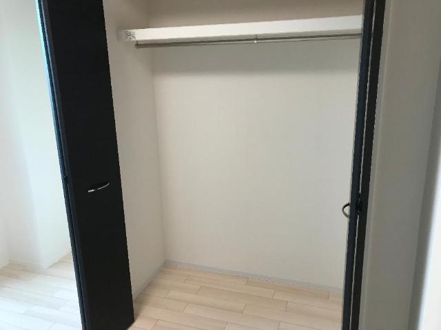 ルミエール高野208号室 収納