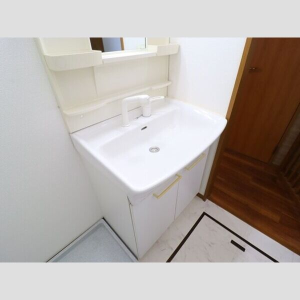 リビングタウンみずき　ABC 洗髪洗面化粧台