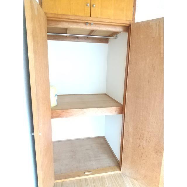 NSハイム2階 収納