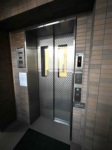 ライオンズガーデン学芸大学4階 エレベーター　前回募集時／2023年1月の写真