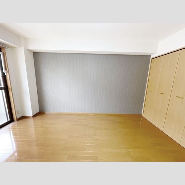 ロイヤルハイツFUJI205号室 洋室