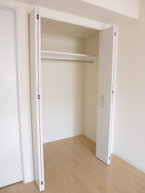 トレセリア大和田 収納