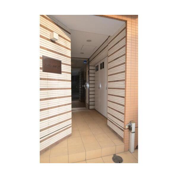 ヴィラ・ロクローII エントランス