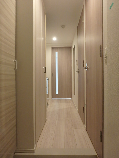 ガーラ・ヴィスタ調布2階 きれいな玄関です