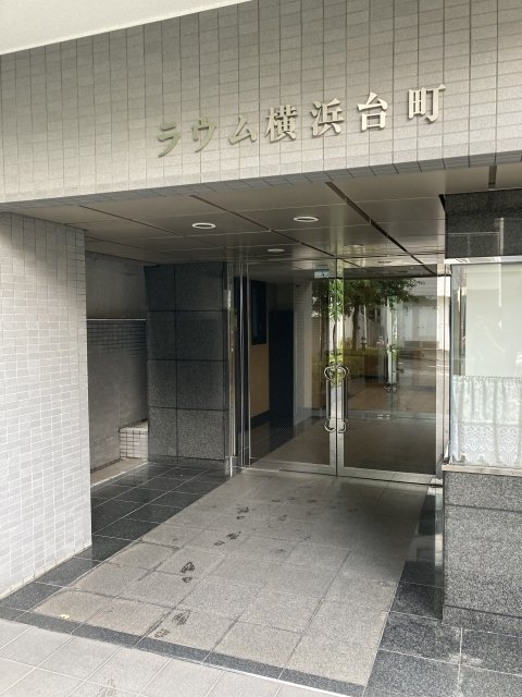 ラウム横浜台町 エントランス