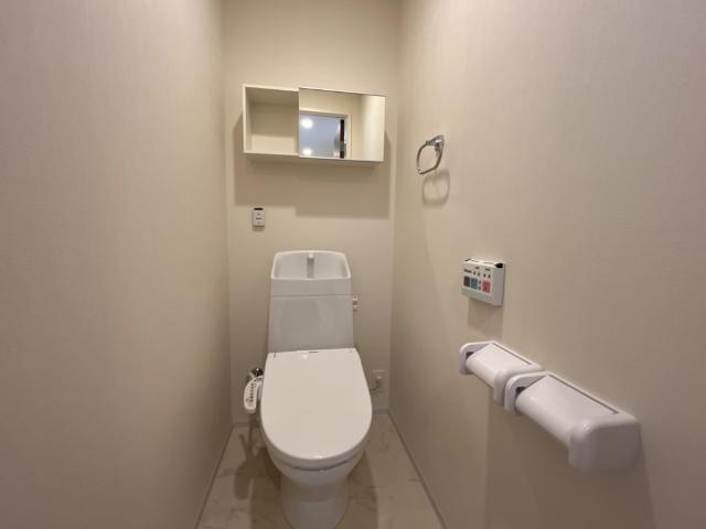 ＲＩＡＤ　ＲＩＳＡ シャワー付トイレ