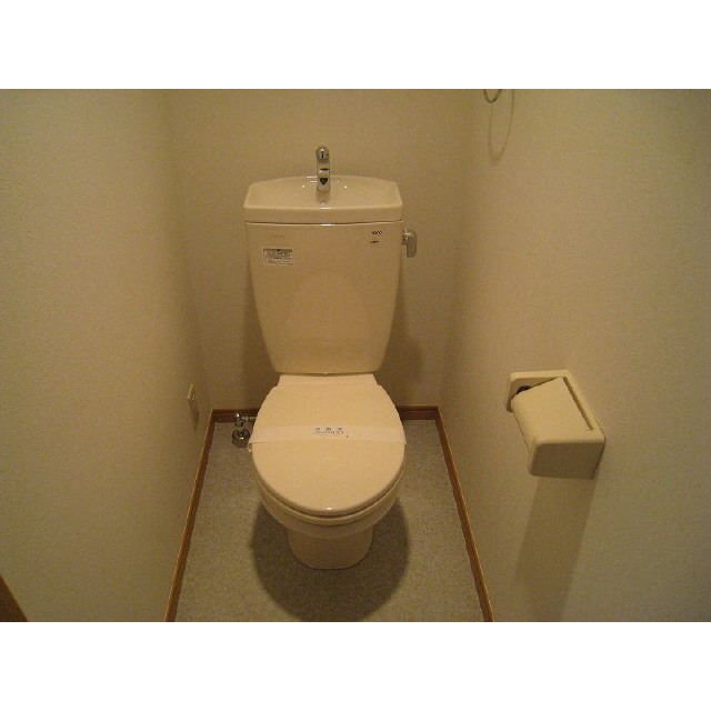 アンプルール フェール YAHAGIⅡ102号室 内観