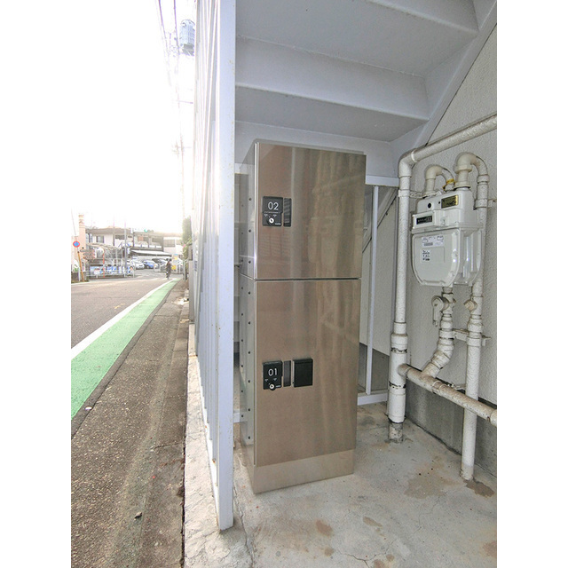 シルクハイツ103号室 嬉しい宅配ボックス