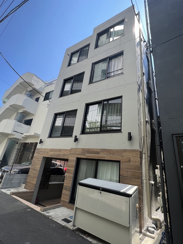 ラターシュ白金3階 外観