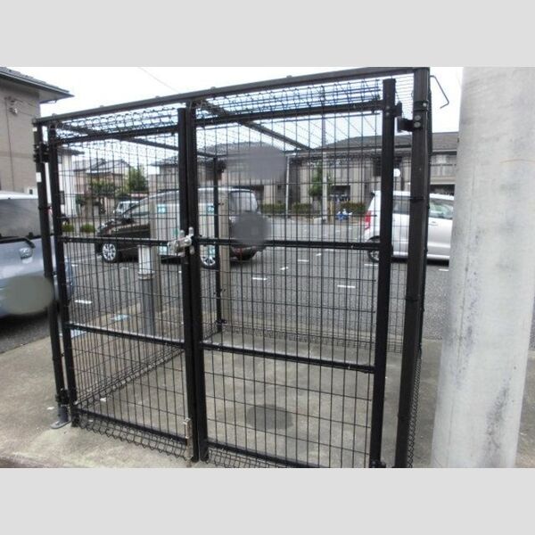 ベルテ　E201号室 ゴミ集積所