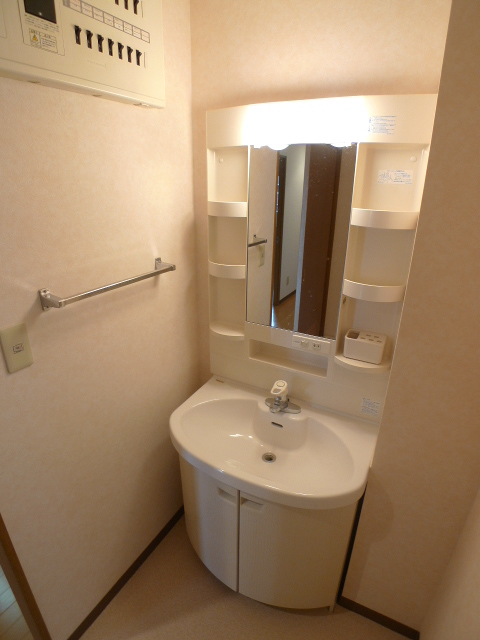 ハイム海神南0503号室 洗面